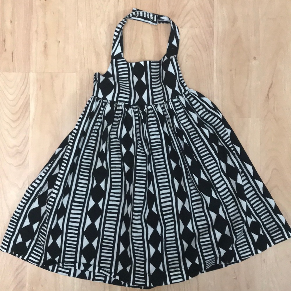 Old Navy Black & White Halter Dress Size 18-24 M